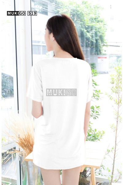 Oversized Side Slit V Tee with Pocket - White